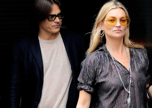 Kate Moss rocking Channel butterfly sunglasses